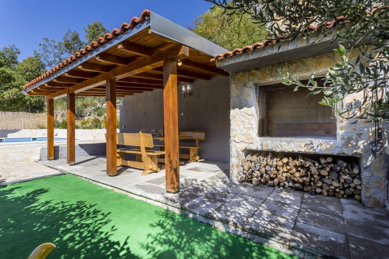 Holiday Home Dijamant Kucice Exterior photo